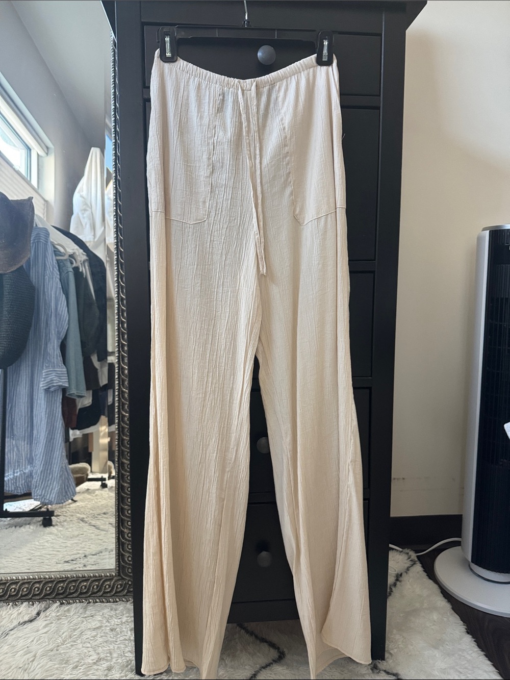 Cream Wide-Leg Drawstring crepe Pants